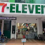 Puchong, Old Klang Road,8pax, Midvalley Pavilion 2