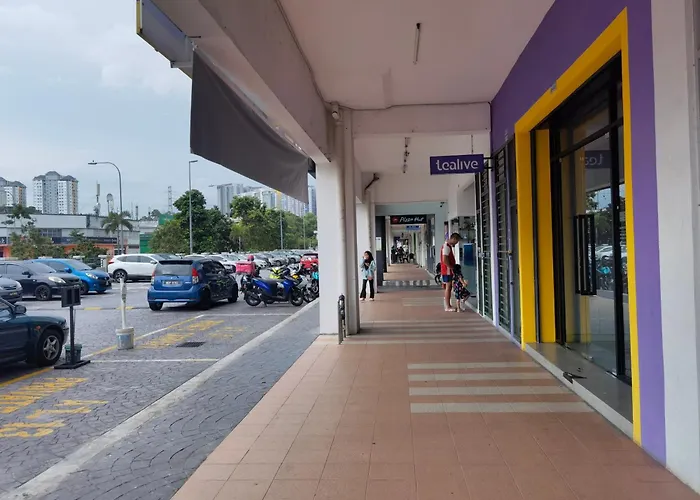 Puchong, Old Klang Road,8pax, Midvalley Pavilion 2