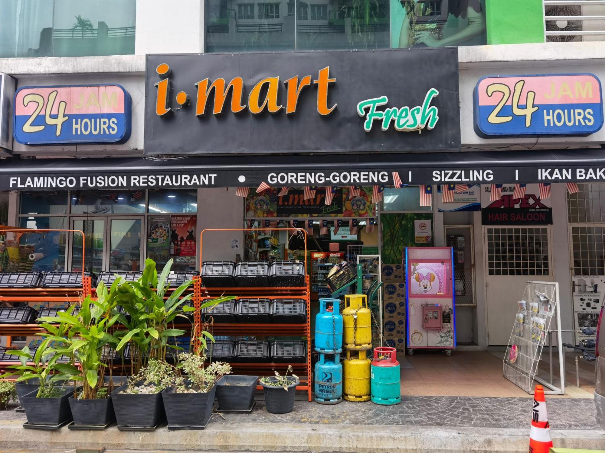 Puchong, Old Klang Road,8pax, Midvalley Pavilion 2 Pangsapuri *